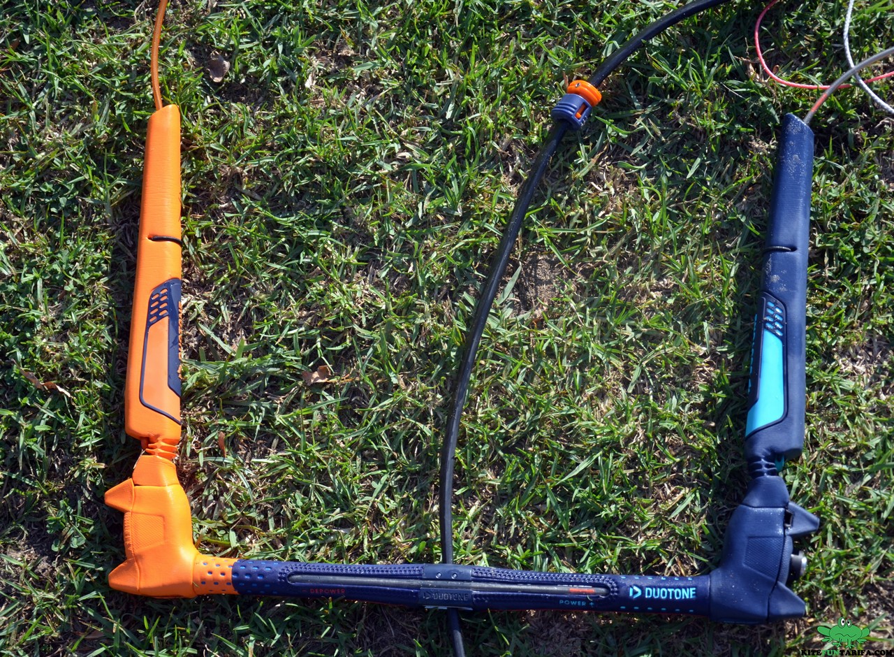 Differences between Duotone Click Bar and Duotone Trust Bar 2019