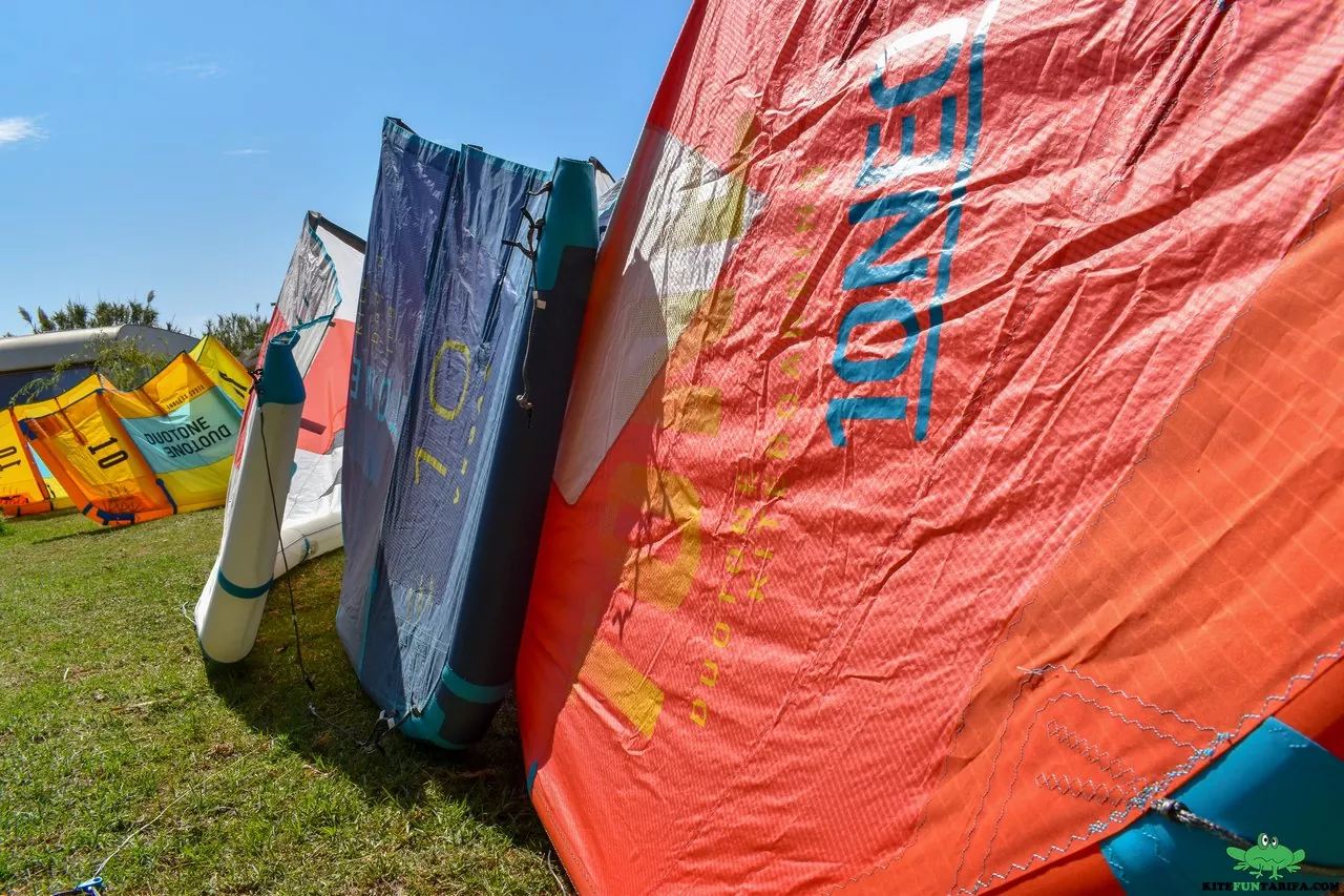 kite courses equipment